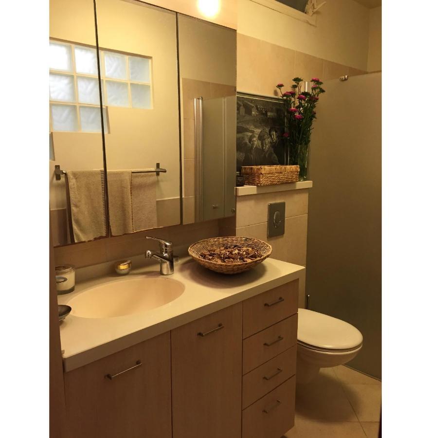 1 Or 2 Rooms With Breakfast And Parking Jerusalem Exterior photo